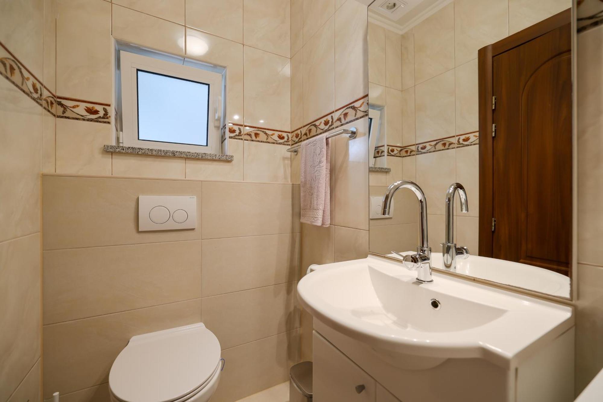 Ad Astra Punta Skala Apartment เพทรอซาเน ภายนอก รูปภาพ