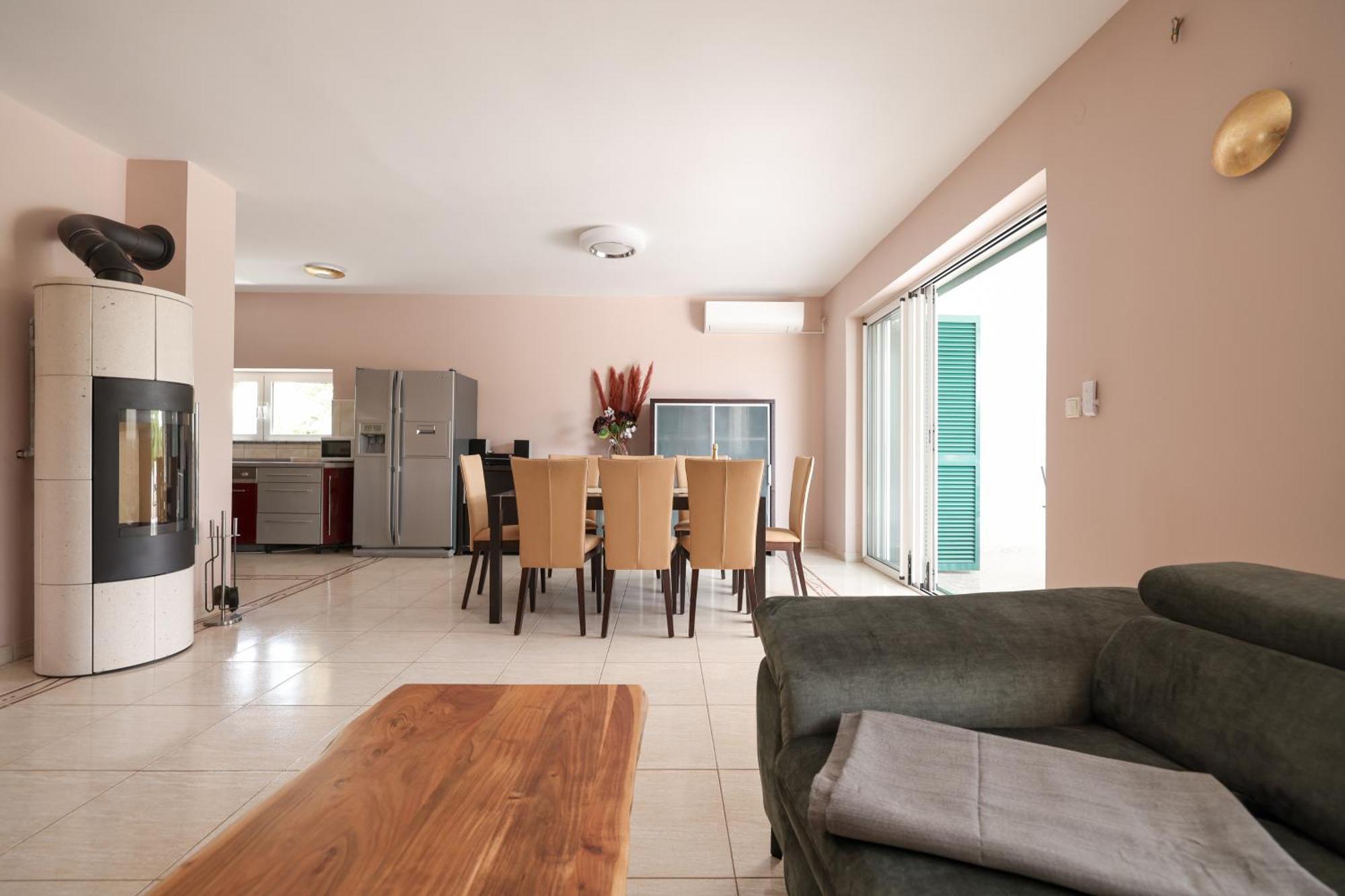 Ad Astra Punta Skala Apartment เพทรอซาเน ภายนอก รูปภาพ